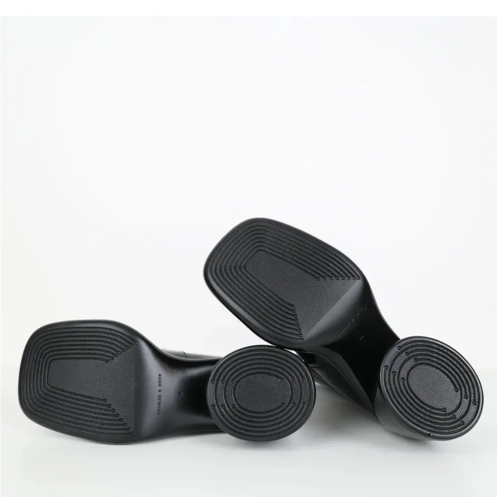 Charles & Keith Patent Black Heeled Boots - Picture 6 of 11